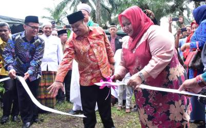 Bupati Amril Resmikan Pesantren dan Launching Akademi Dakwah