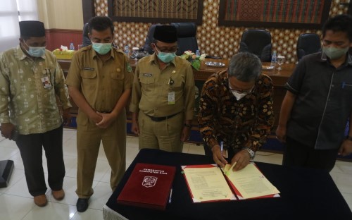 Polsri dan Baznas Siak Teken MOU Penerimaan Mahasiswa