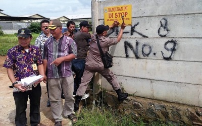 Bangunan Tanpa IMB di Kawasan Yung Sen Pakuhaji Ditertibkan