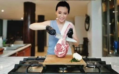 Mantan Istri Ahok, Kini Veronica Tan Jualan Daging!