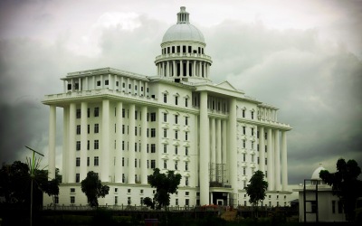 Bupati Minta Kabag Bersih-bersih di Kantor Baru Batu Enam