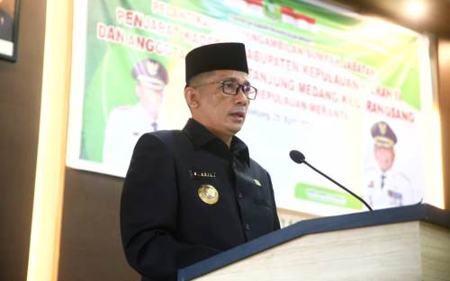 Bupati H.M Adil Lantik 25 Pj Kades dan Anggota BPD 