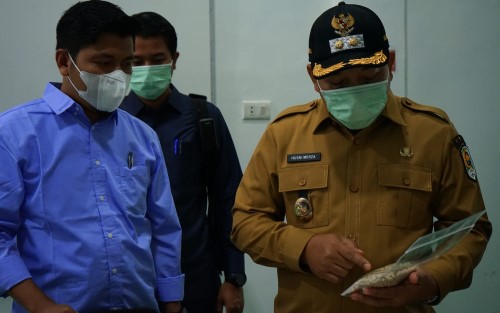 Wabup Siak Husni Merza Tinjau Laboratarium dari PT ASL