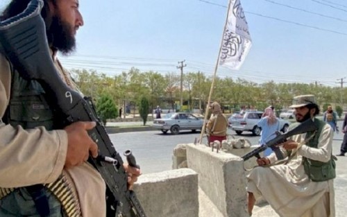 Taliban Sebut 50 Militan ISIS Letakan Senjata