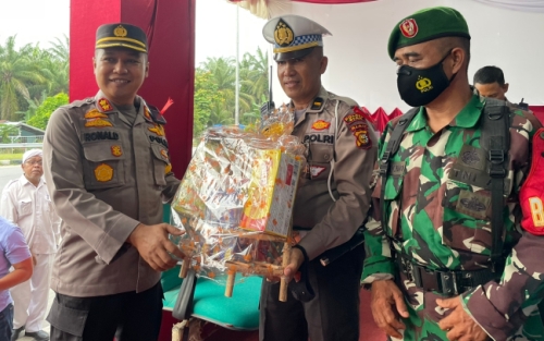 Kapolres Siak Kunjungi dan Pemantauan di Pos Operasi Lilin 2023