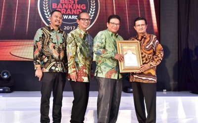 Bank Riau Kepri Raih Indonesia Best Banking Brand Award 2017