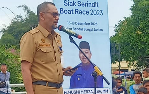 Asisten ll Setda Siak H.Andrisan Tutup Siak Serindit Boat Race 2023