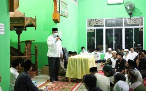 Bupati Alfedri Himbau Orang Tua Tanamkan Nilai Agama Sejak Dini