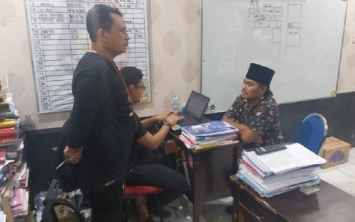 Tembak Warga Hingga Tewas, Anggota DPRD Ini Bebas Keliaran