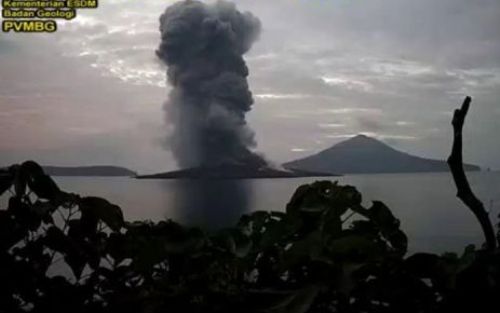 Status Gunung Anak Krakatau Siaga Level III