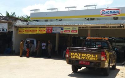 Satpol PP Kampar Akhirnya Segel Indomaret Ilegal 