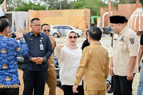 Bupati Kasmarni Tinjau Astaka Utama, Pastikan Kesiapan MTQ Riau 2025