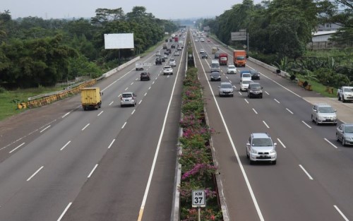 Mulai 1 April, Mobil Kecepatan 120 Km/Jam di Tol Bakal Ditilang