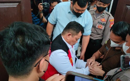 Soroti Keributan di Magelang, Kuat Ma'ruf Sopir Ferdy Sambo Minta Dibebaskan