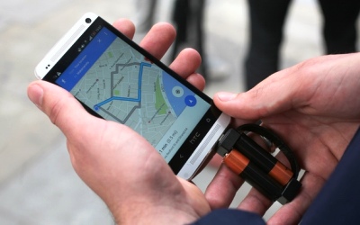 Baterai Remote TV Bisa Digunakan untuk Charger Handphone