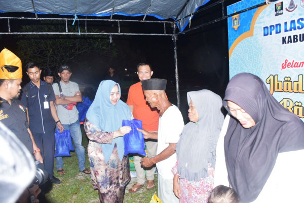 Bupati Kasmarni Apresiasi DPD LMR Bengkalis Salurkan 50 Paket Sembako