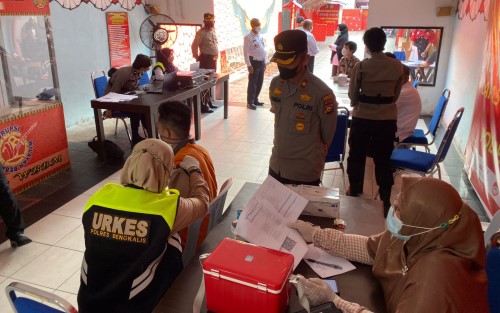 Bersama Polres, Lapas Kelas IIA Bengkalis Vaksin Dosis II