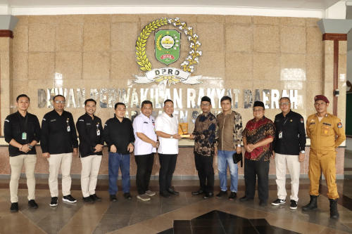 Ketua DPRD Siak - Komisioner KPU Audiensi Tahapan Pemilu 2024