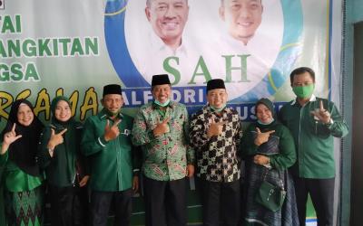 Muhtarom Mengaku Kagum dengan Kebijakan Alfedri