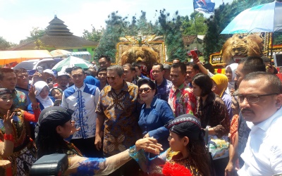 SBY Larang Roy Suryo Bicara ke Media Tentang PD