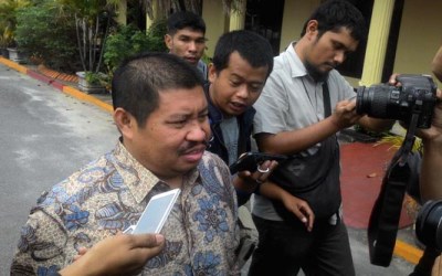 Amril Mukmimin : Rp1,9 Miliar Uang Usaha Keluarga