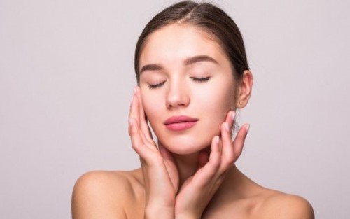 Bisakah Konsumsi Obat Bersih Darah untuk Sembuhkan Jerawat?