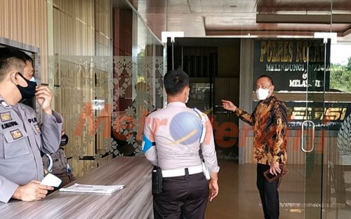 Dirut RSUD Rohul Bungkam Usai Diperiksa Polda Riau