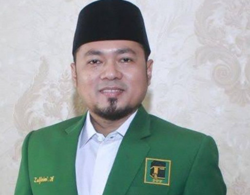 Dukung Alfedri-Husni di Pilkada 2024, Zulfaini Antarkan SK PPP ke Kediaman Bupati