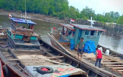 Polda Riau Didesak Tangkap Awi dan Asiong PT RMJ 