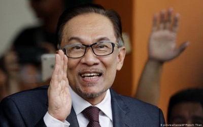 Anwar Ibrahim Gugat PM Malaysia Terkait Darurat Nasional