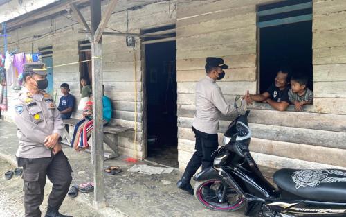 Pasca Keributan, Polres Siak Kunjungi Warga eks PT Karya Dayun