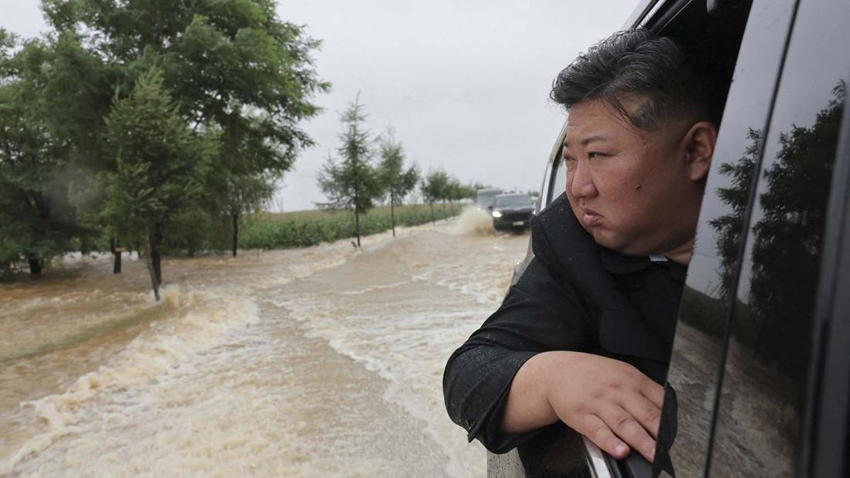 Kim Jong Un Tembak Mati 30 Pejabat Korut Gegara Gagal Atasi Banjir