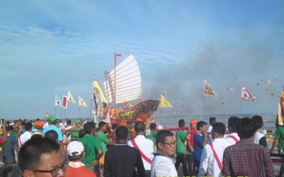 Ritual 5 Tahunan, Warga Tionghoa Panipahan Bakar Tongkang