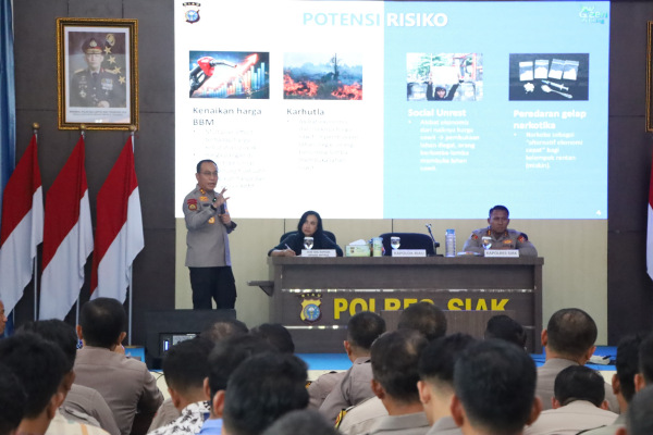 Kapolda Riau Tekankan 'Sense of Crisis' dan Strategi Adaptif Kepada Seluruh Personil