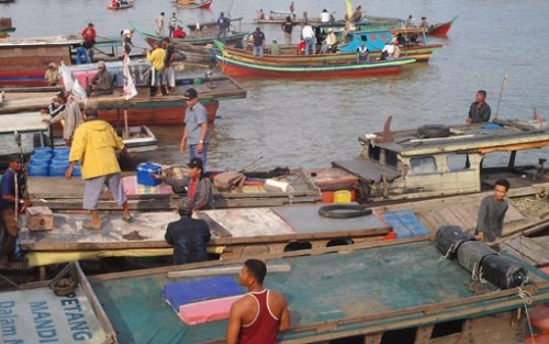 Kouta BBM Bersubsidi Terbatas, Nelayan di Dumai Tak Bisa Melaut