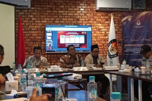 KPU Mulai Distribusikan Logistik Pemilu ke Kecamatan se-Riau