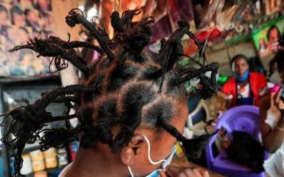 Rambut Model Virus Corona Jadi Tren di Kenya