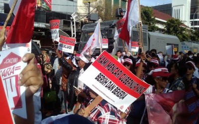 Pendukung Ahok Setel Musik Keras Sejak Subuh