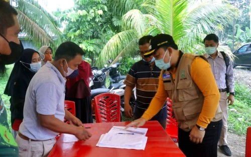 Wabup Husni Tinjauan Posko PPKM Level 4 di Sungai Apit