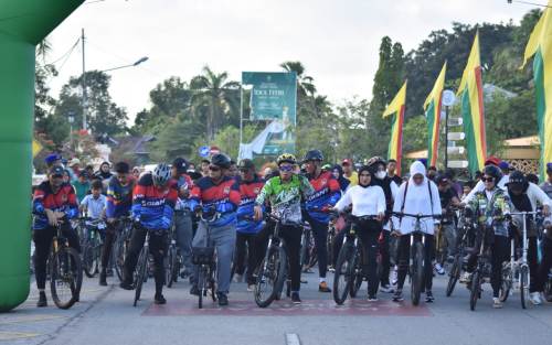 Ratusan Warga Siak Ikuti Fun Bike Sambut Hari Bhayangkara