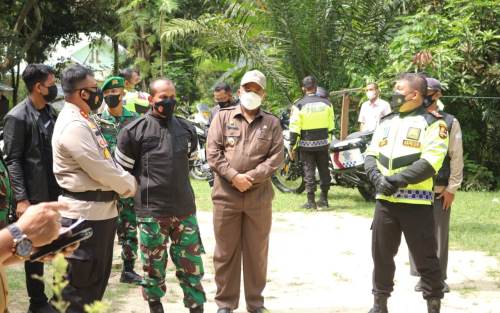 Bupati Siak Bersama Kapolda Riau dan Danrem Tinjau Vaksinasi