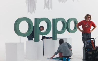 Oppo Pamer Ponsel Tanpa Tombol dan Lubang