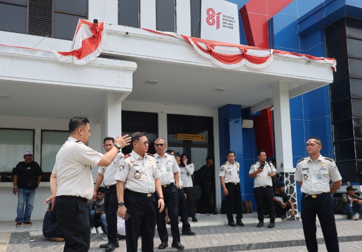 Tinjau TPI di Pelabuhan BSSR, Kakanwil Ditjen Imigrasi Puji Dishub Bengkalis