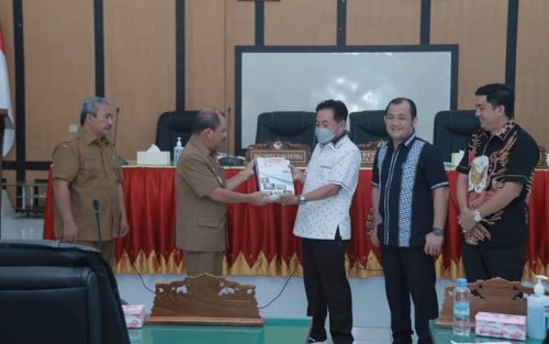 Wako Gunungsitoli Sampaikan Penjelasan Umum LKPJ 2021