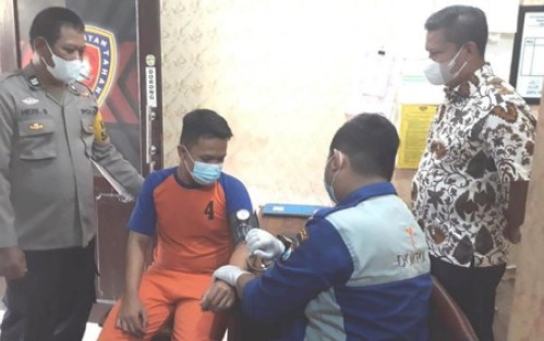 Penampakan Sopir Vanessa Angel, Saat di Penjara