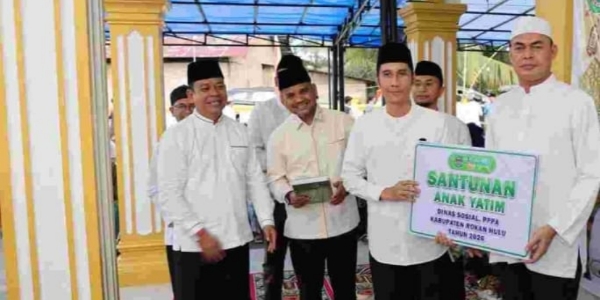 Safari Ramadhan di Bonai Darussalam, Wabup Apresiasi Desa Sontang dan Salurkan Bantuan