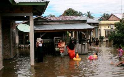 BPBD Kampar Dirikan Tenda dan Dapur Umum Korban Banjir PLTA