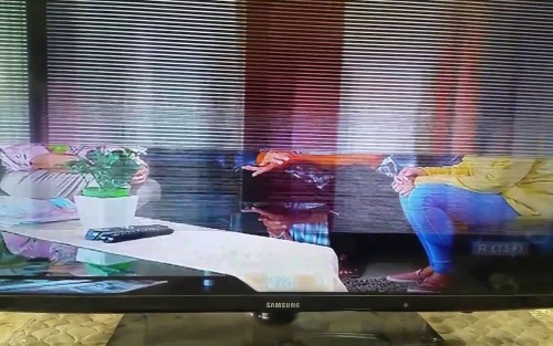 Penyebab Layar TV LED Muncul Garis dan Cara Memperbaikinya