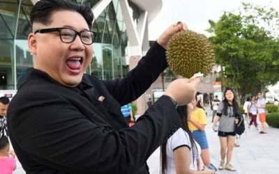 Tunggu Trump di Singapura, Kim Jong Un Berburu Durian