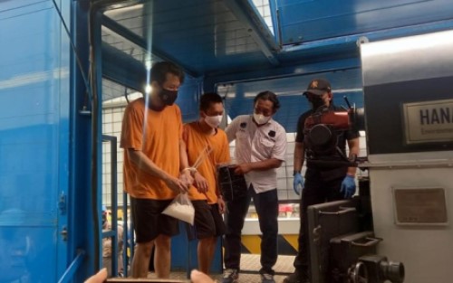 14 Kg Sabu Asal Malaysia Musnahkan dengan Dibakar